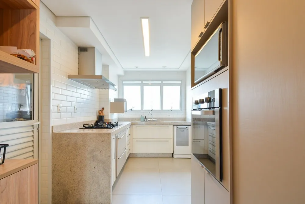 Apartamento, 3 quartos, 188 m² - Foto 2