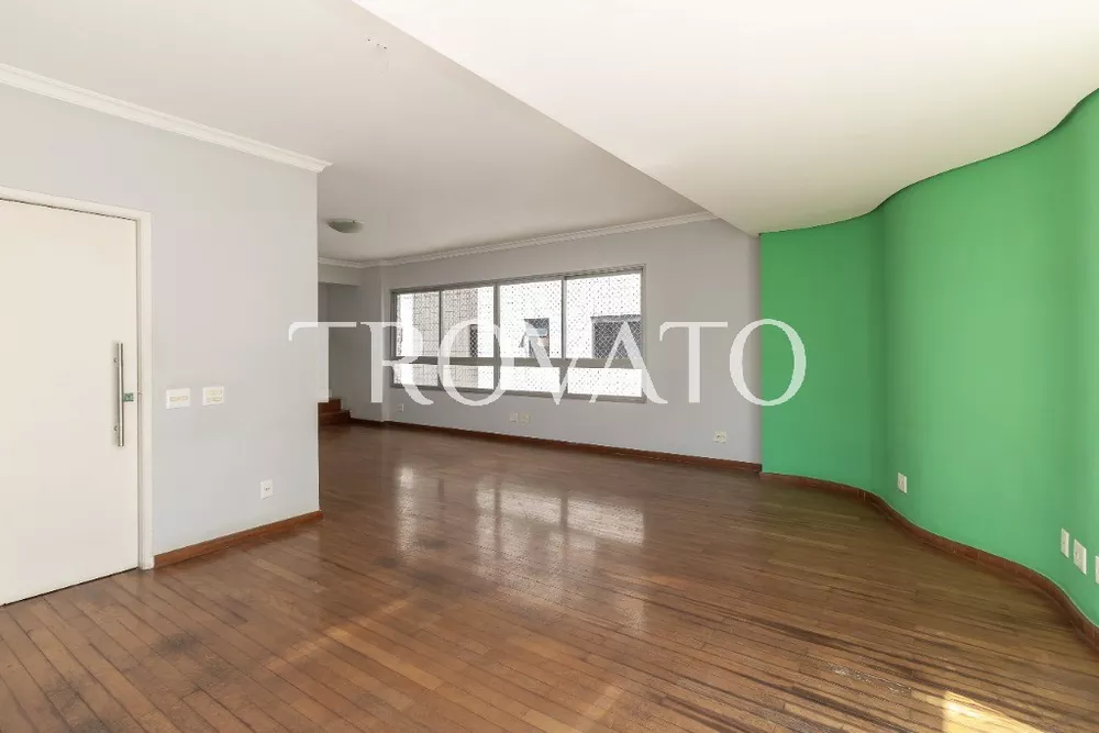 Apartamento à venda com 3 quartos, 170m² - Foto 1