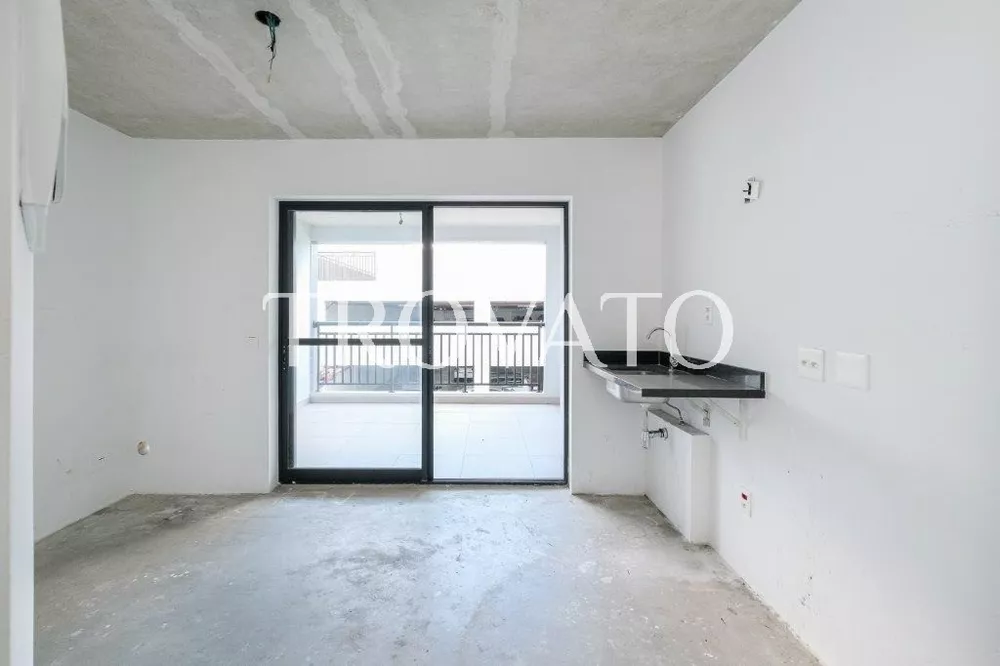 Apartamento à venda com 1 quarto, 30m² - Foto 2