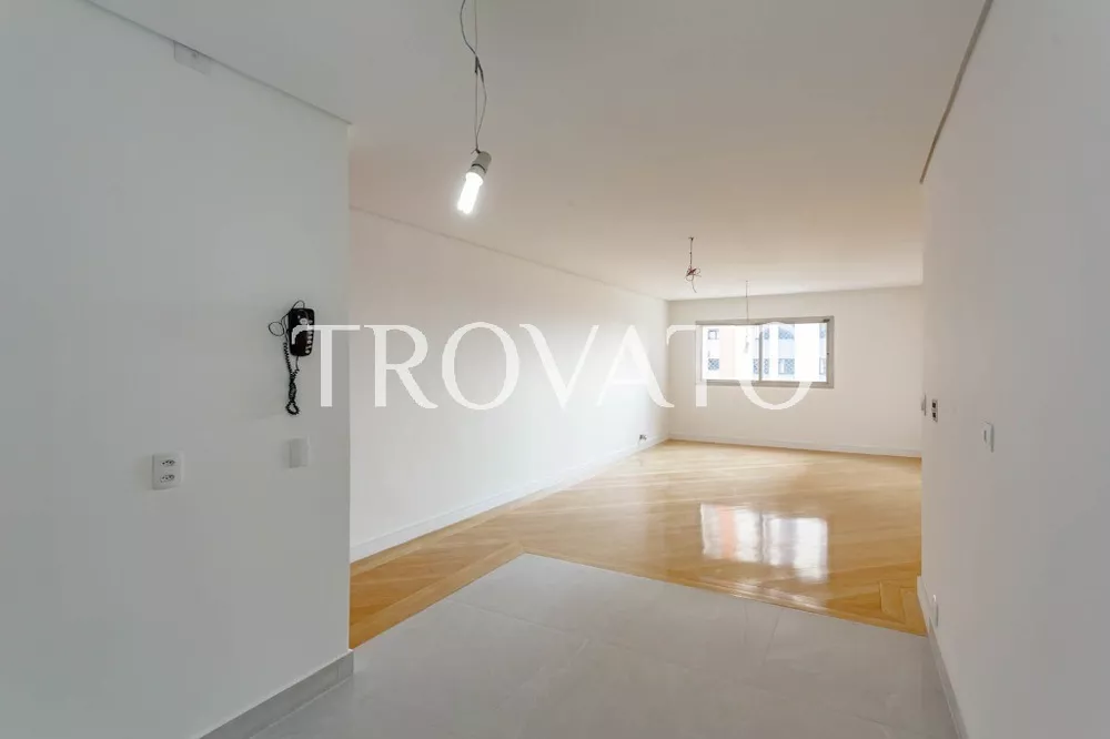 Apartamento à venda e aluguel com 3 quartos, 106m² - Foto 1