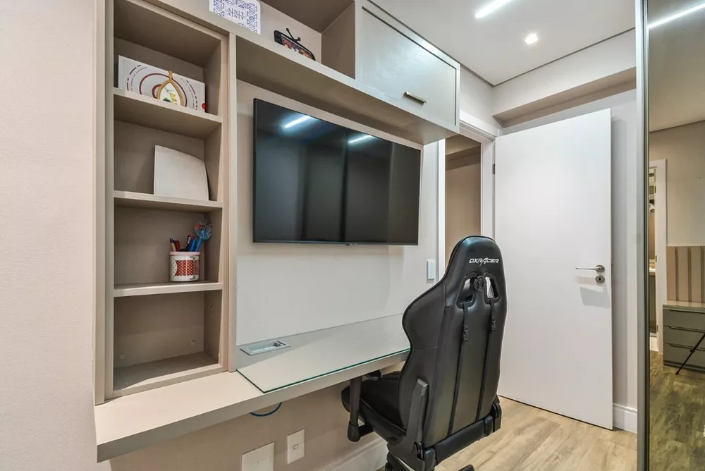 Apartamento, 3 quartos, 131 m² - Foto 2