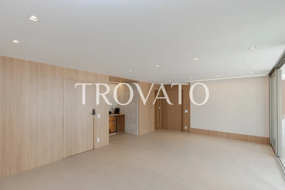 Apartamento, 3 quartos, 160 m² - Foto 1