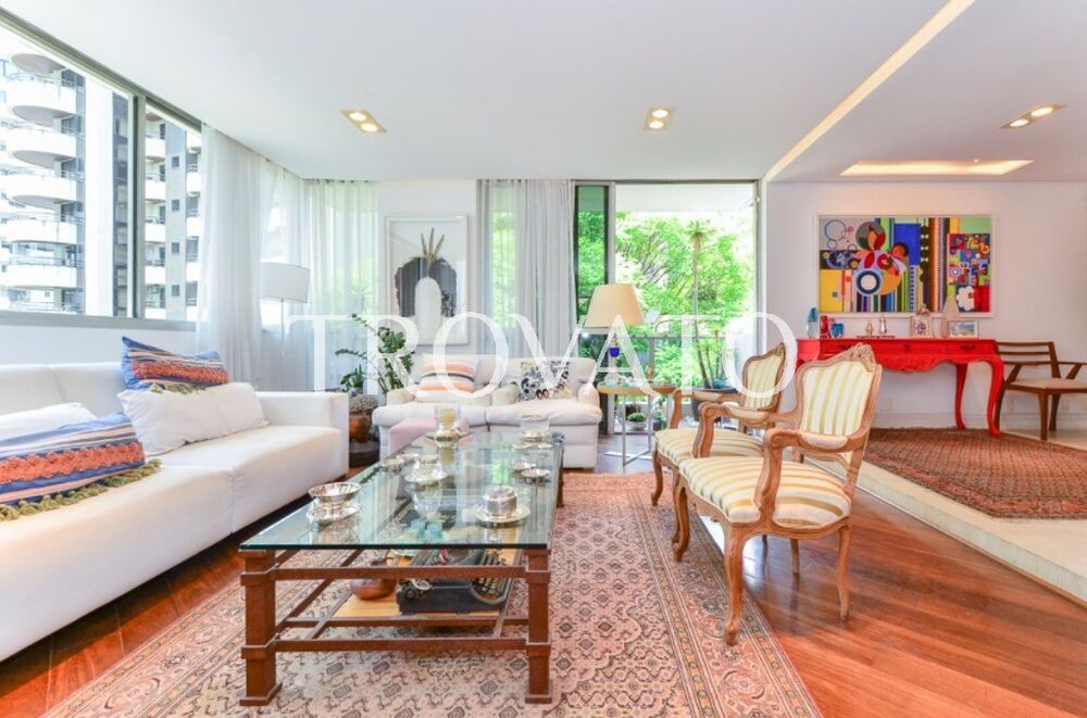 Apartamento, 3 quartos, 234 m² - Foto 1