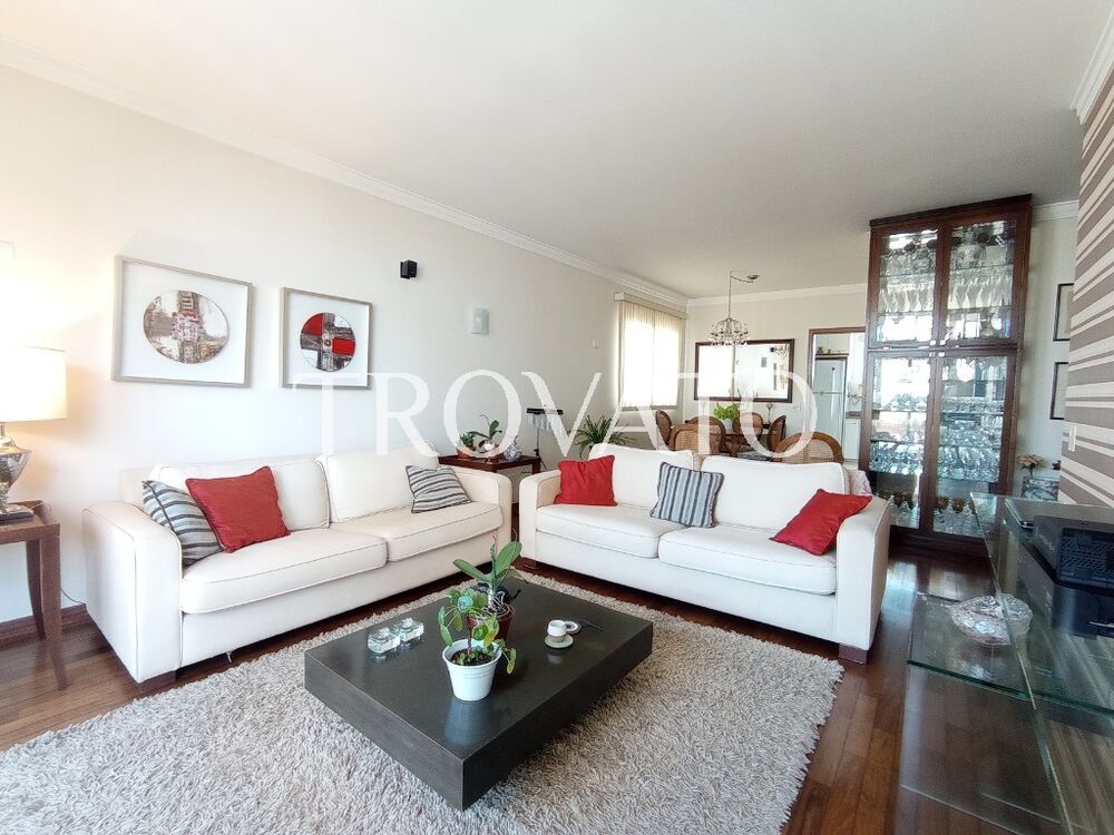 Apartamento, 3 quartos, 211 m² - Foto 1