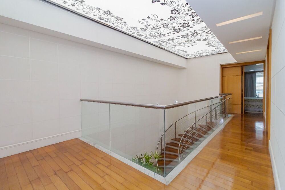 Casa à venda com 3 quartos, 500m² - Foto 3