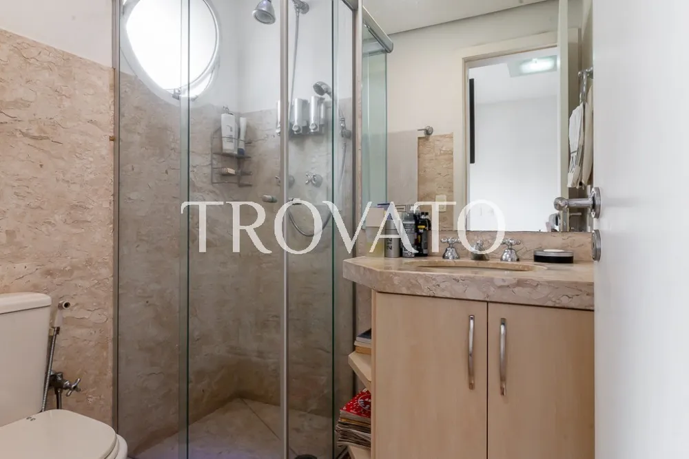 Apartamento, 3 quartos, 240 m² - Foto 2