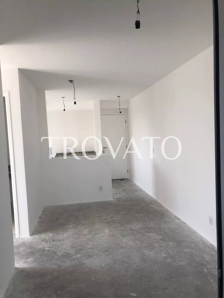 Apartamento à venda com 2 quartos, 60m² - Foto 2