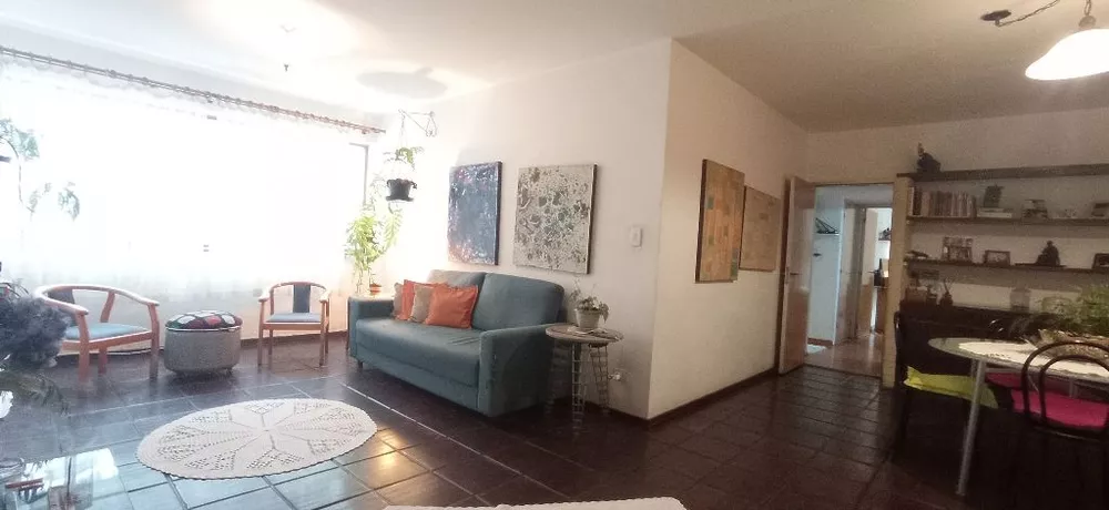 Apartamento à venda com 3 quartos, 123m² - Foto 1