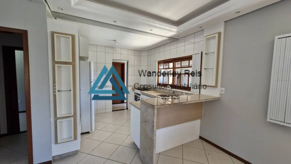 Casa, 3 quartos, 240 m² - Foto 5