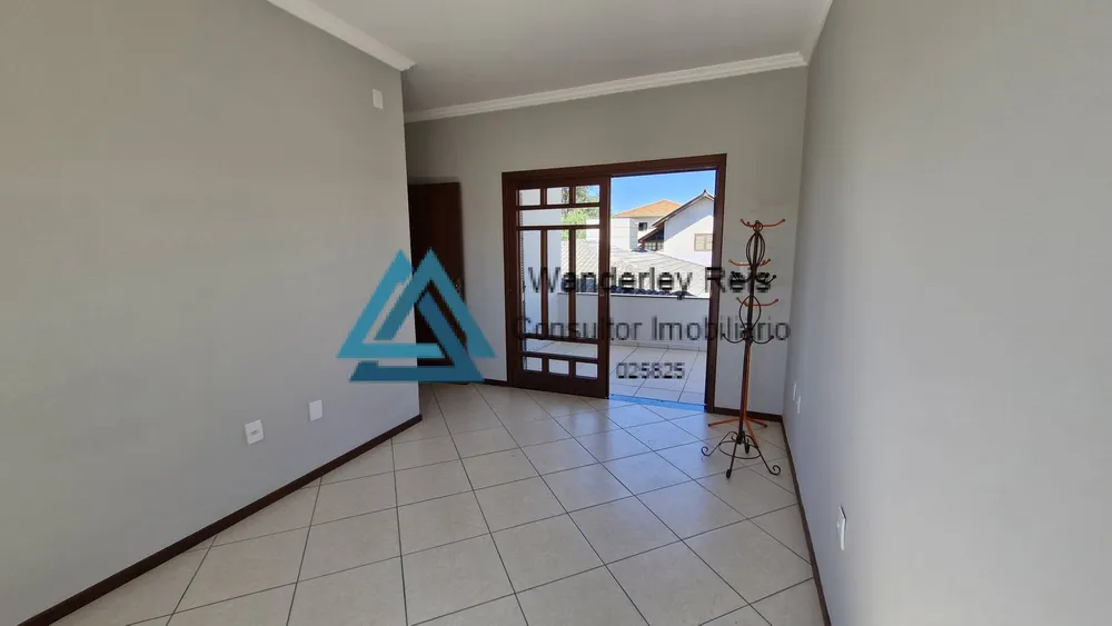 Casa, 3 quartos, 240 m² - Foto 11