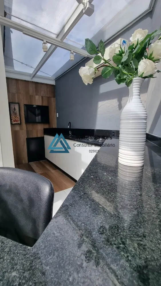 Casa, 3 quartos, 245 m² - Foto 2