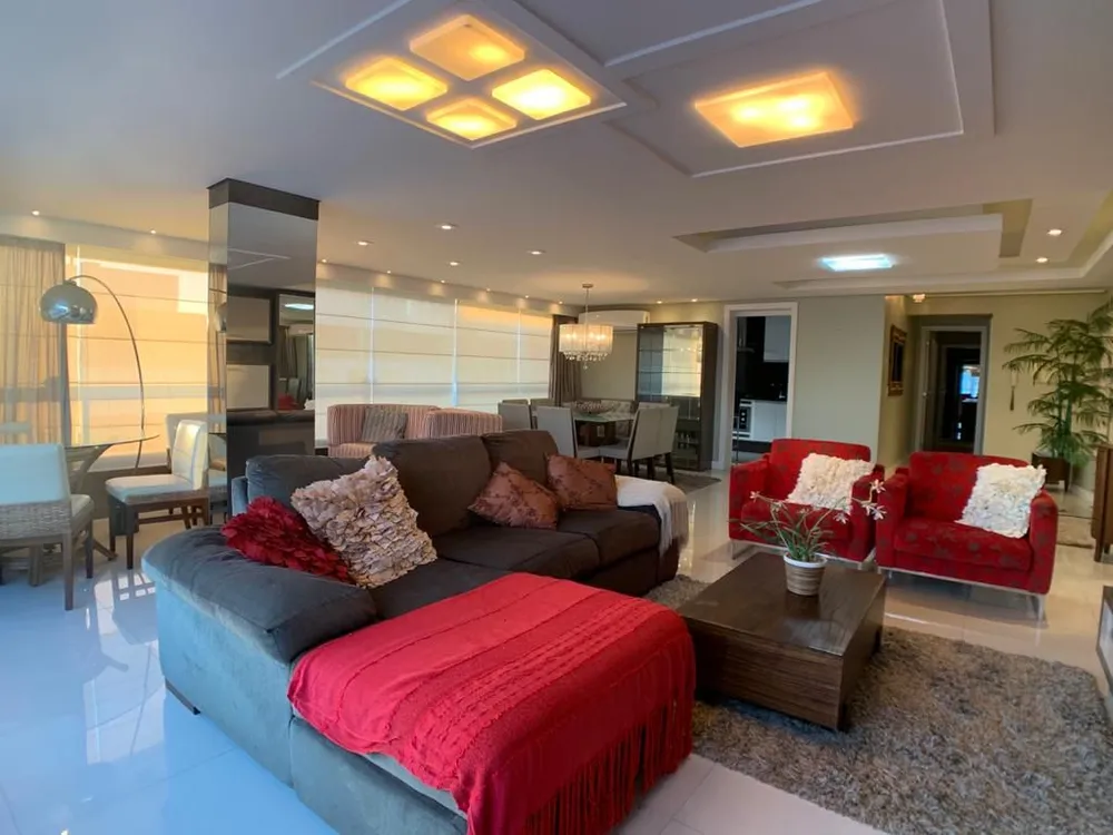 Apartamento, 3 quartos, 150 m² - Foto 1