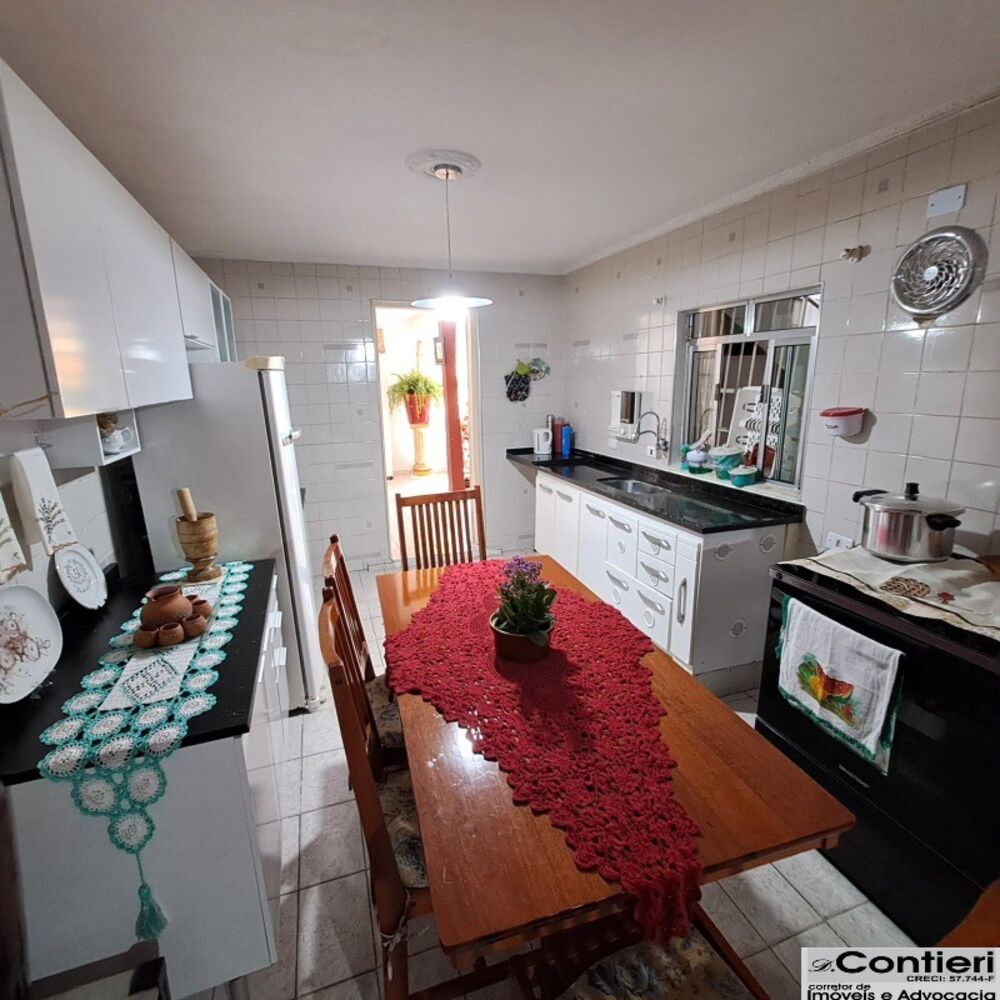 Casa, 4 quartos, 250 m² - Foto 9