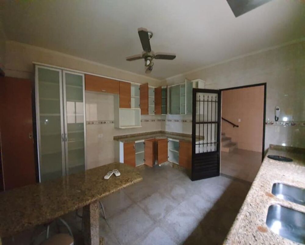 Casa, 3 quartos, 250 m² - Foto 8