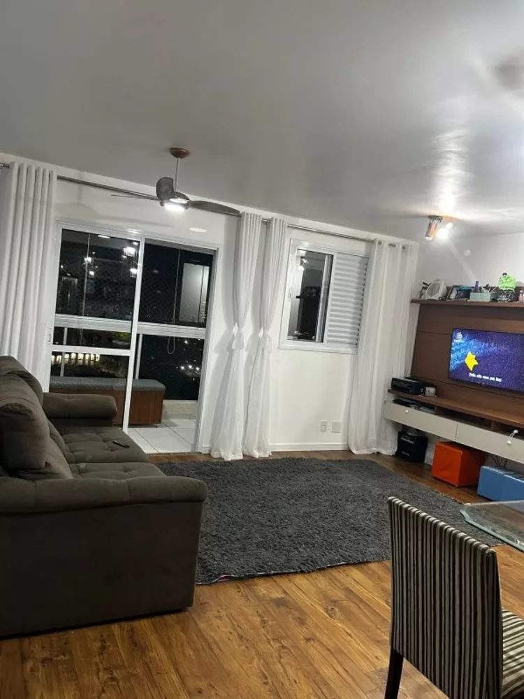 Apartamento à venda com 2 quartos, 74m² - Foto 2