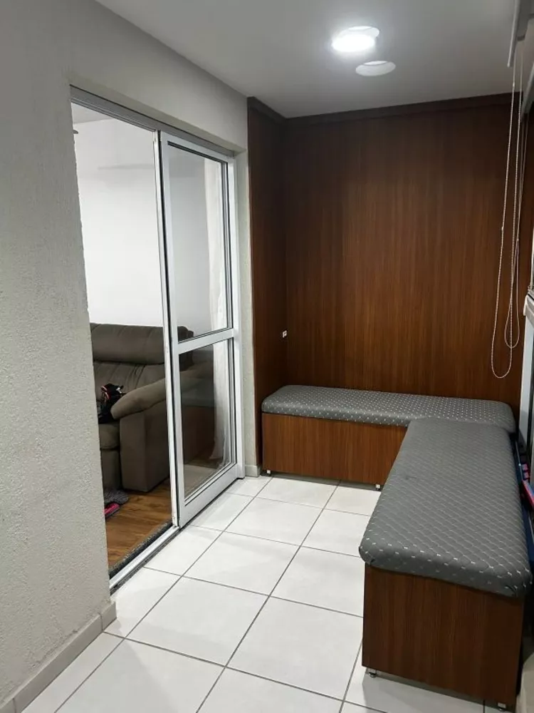 Apartamento à venda com 2 quartos, 74m² - Foto 3