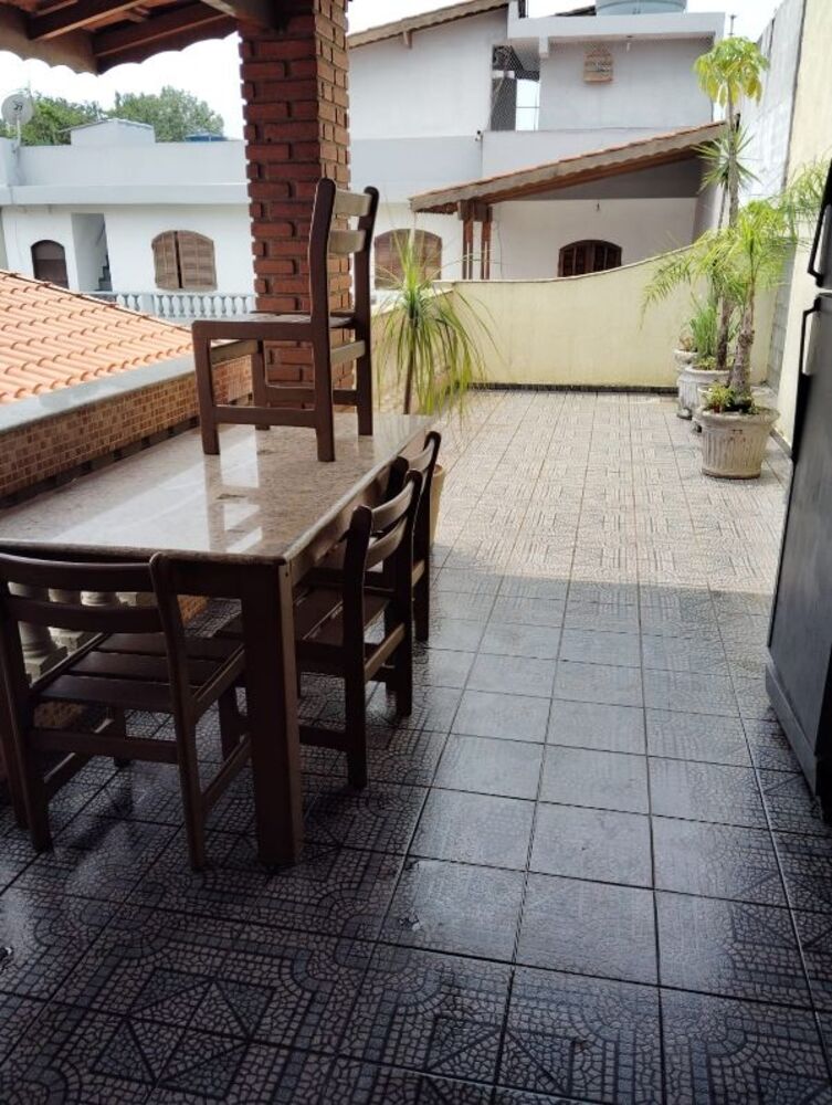 Casa, 3 quartos, 200 m² - Foto 7