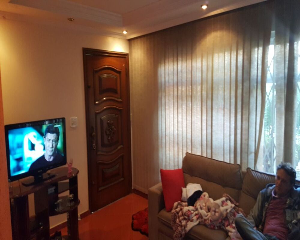Casa à venda com 3 quartos, 1m² - Foto 3