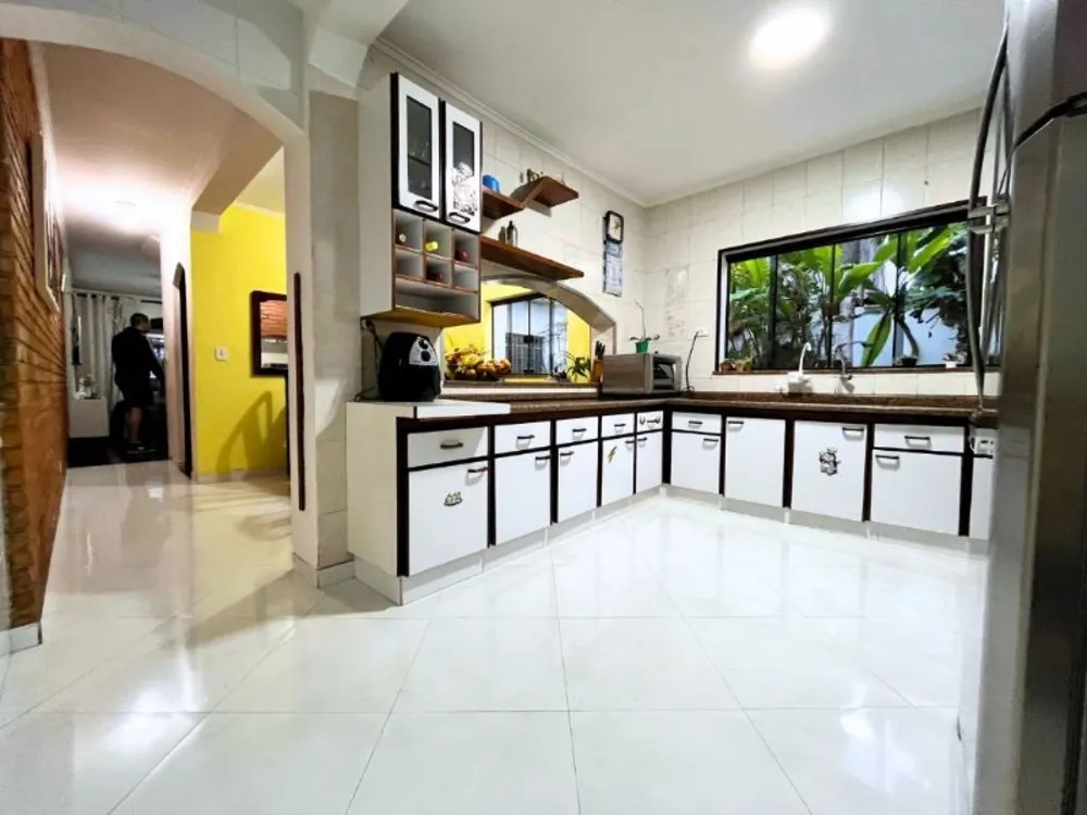 Casa, 4 quartos, 145 m² - Foto 8