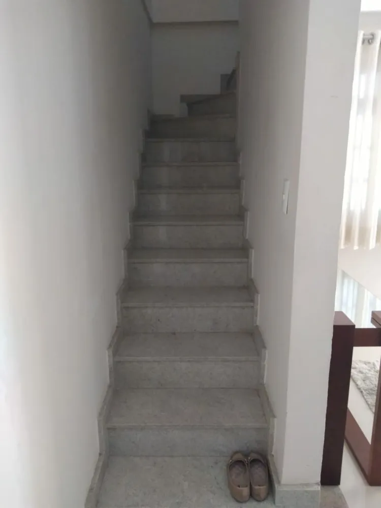 Casa, 4 quartos, 250 m² - Foto 9