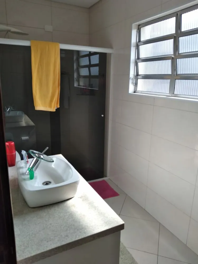 Casa, 4 quartos, 250 m² - Foto 1