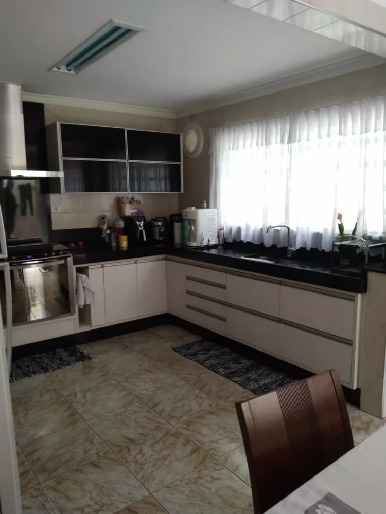 Casa, 4 quartos, 250 m² - Foto 8