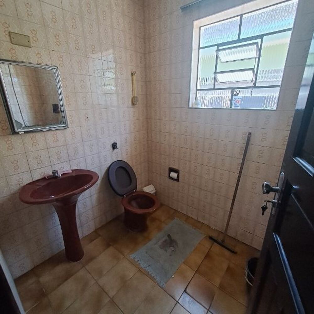 Casa, 4 quartos, 200 m² - Foto 1