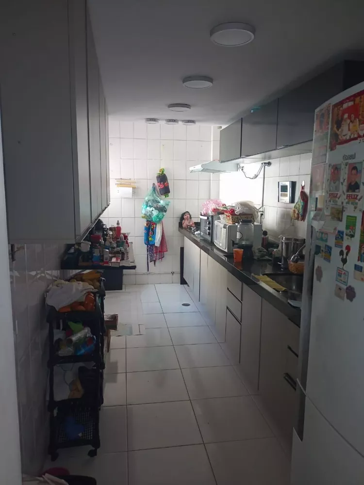 Apartamento à venda com 3 quartos, 124m² - Foto 3