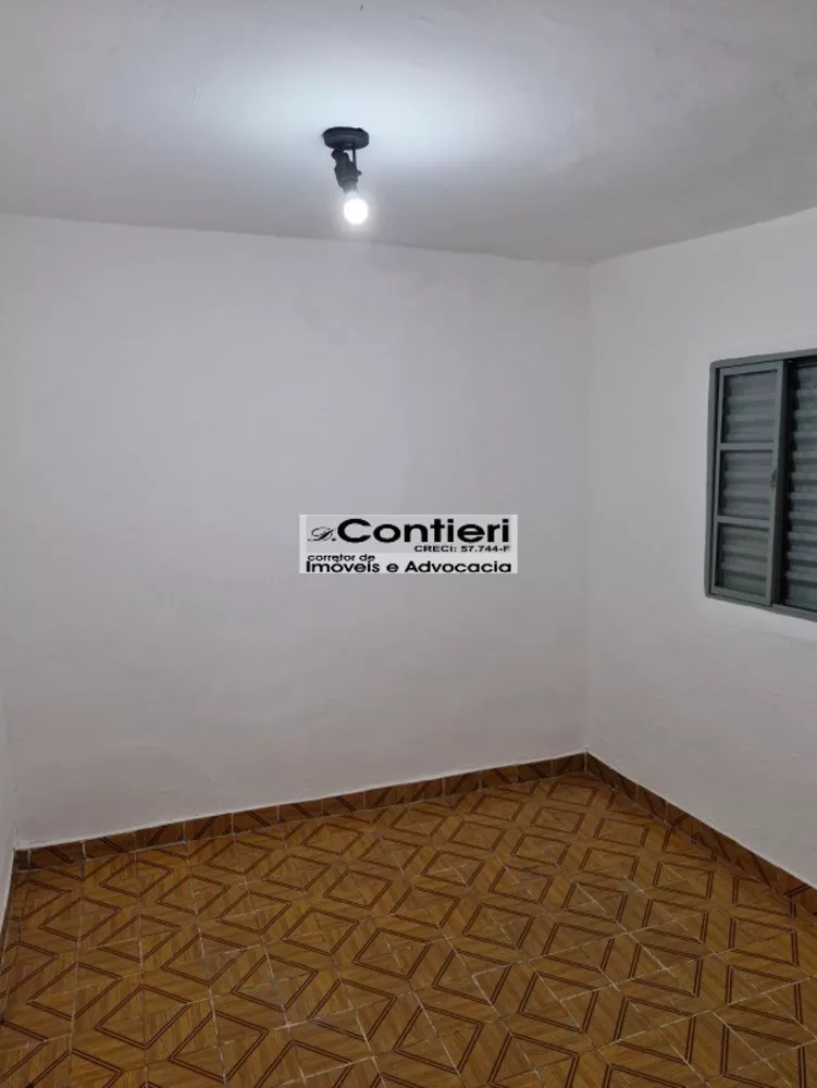 Casa à venda com 2 quartos, 100m² - Foto 3