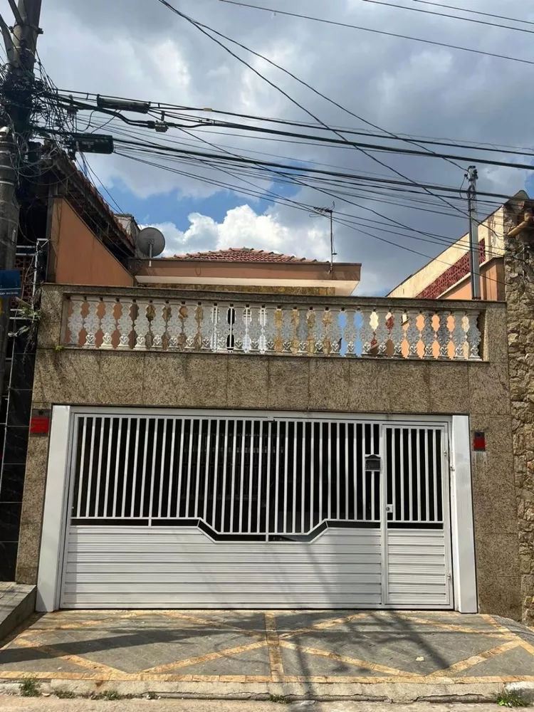 Casa à venda com 3 quartos, 120m² - Foto 1