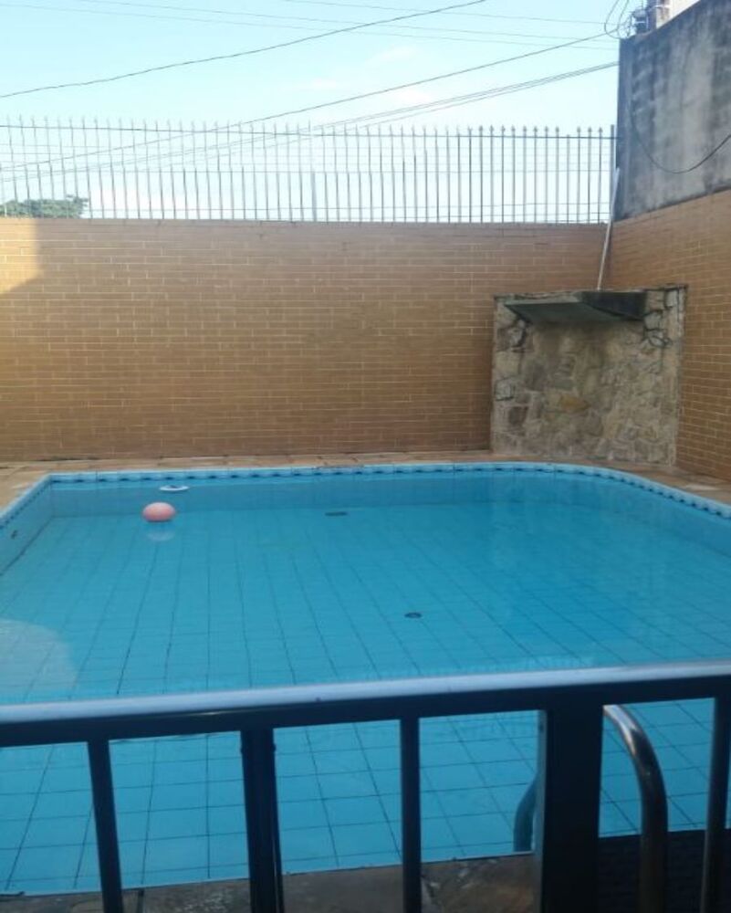 Casa, 2 quartos, 400 m² - Foto 1