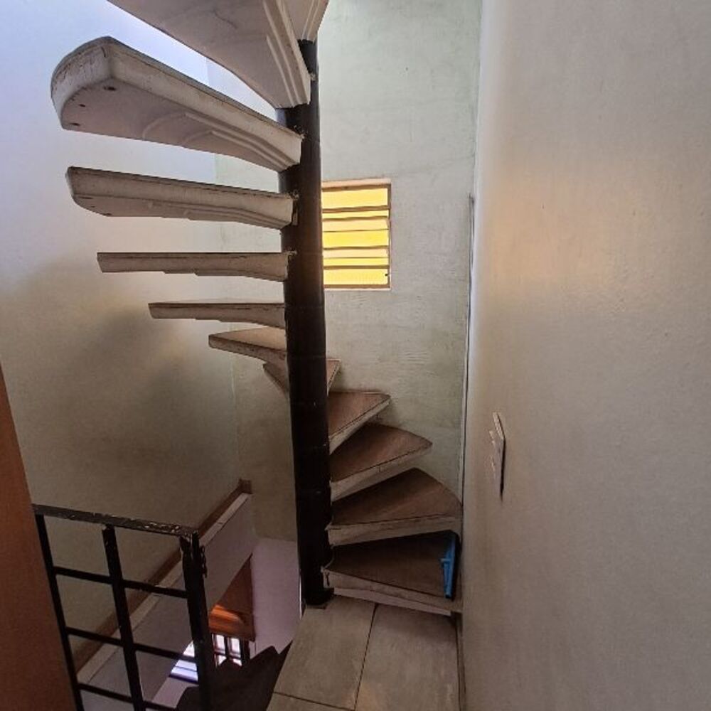Casa à venda com 3 quartos, 145m² - Foto 11