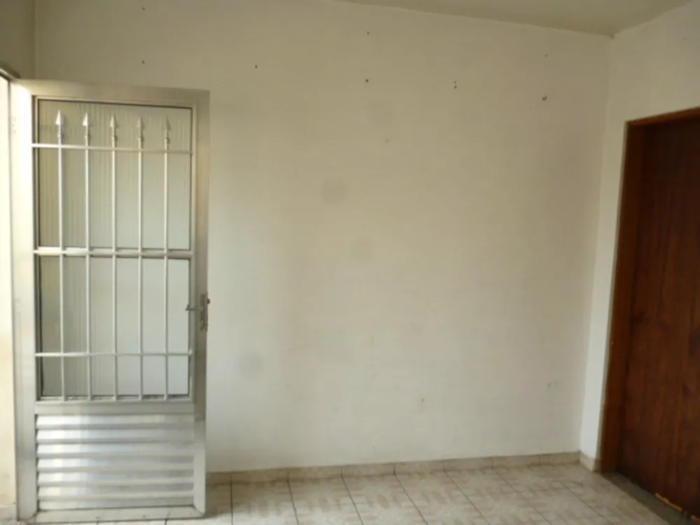 Casa para alugar com 1 quarto, 50m² - Foto 4