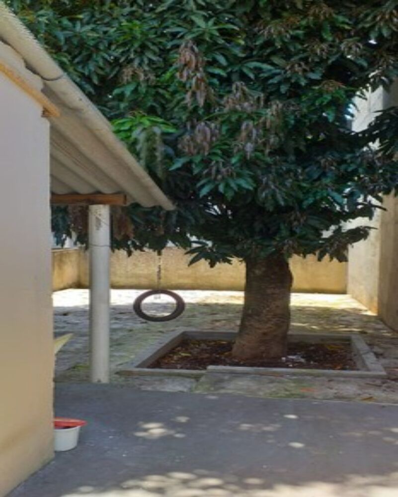 Casa à venda com 6 quartos, 500m² - Foto 2