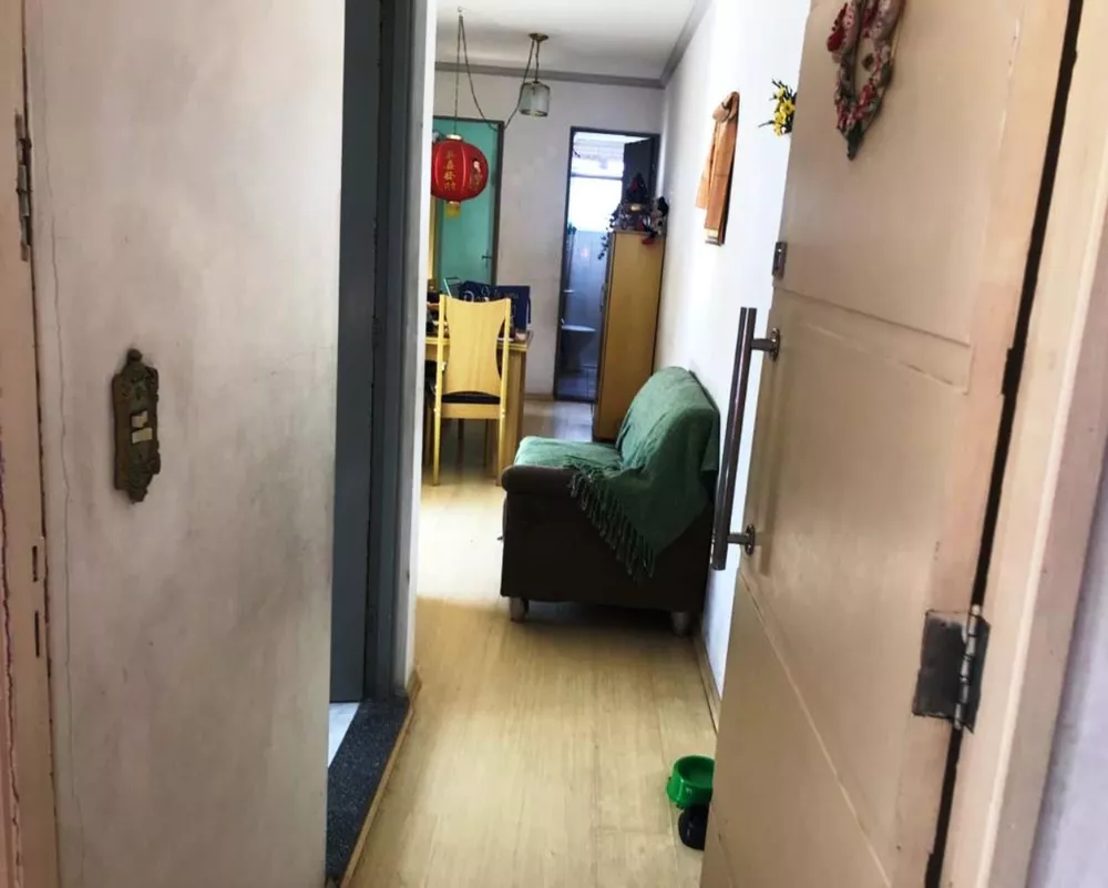 Apartamento à venda com 2 quartos, 49m² - Foto 2