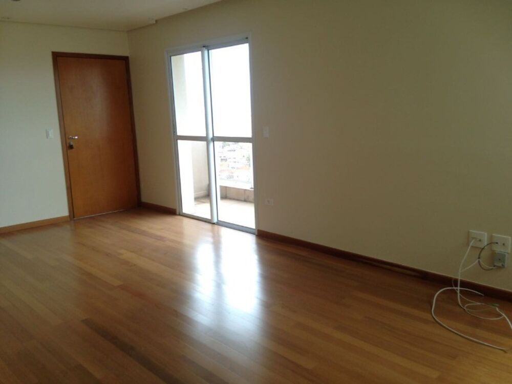 Apartamento à venda com 3 quartos, 96m² - Foto 2