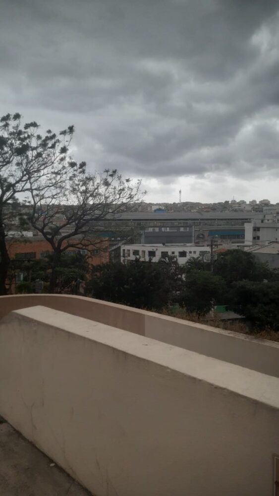 Apartamento para alugar com 2 quartos, 50m² - Foto 3