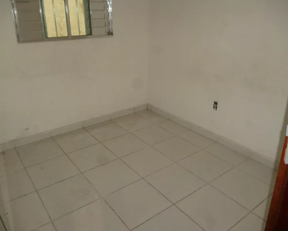 Casa à venda com 4 quartos, 200m² - Foto 10