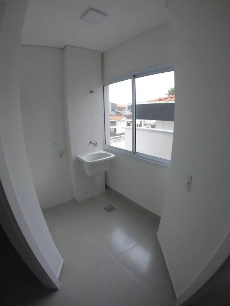 Apartamento para alugar com 2 quartos, 33m² - Foto 4