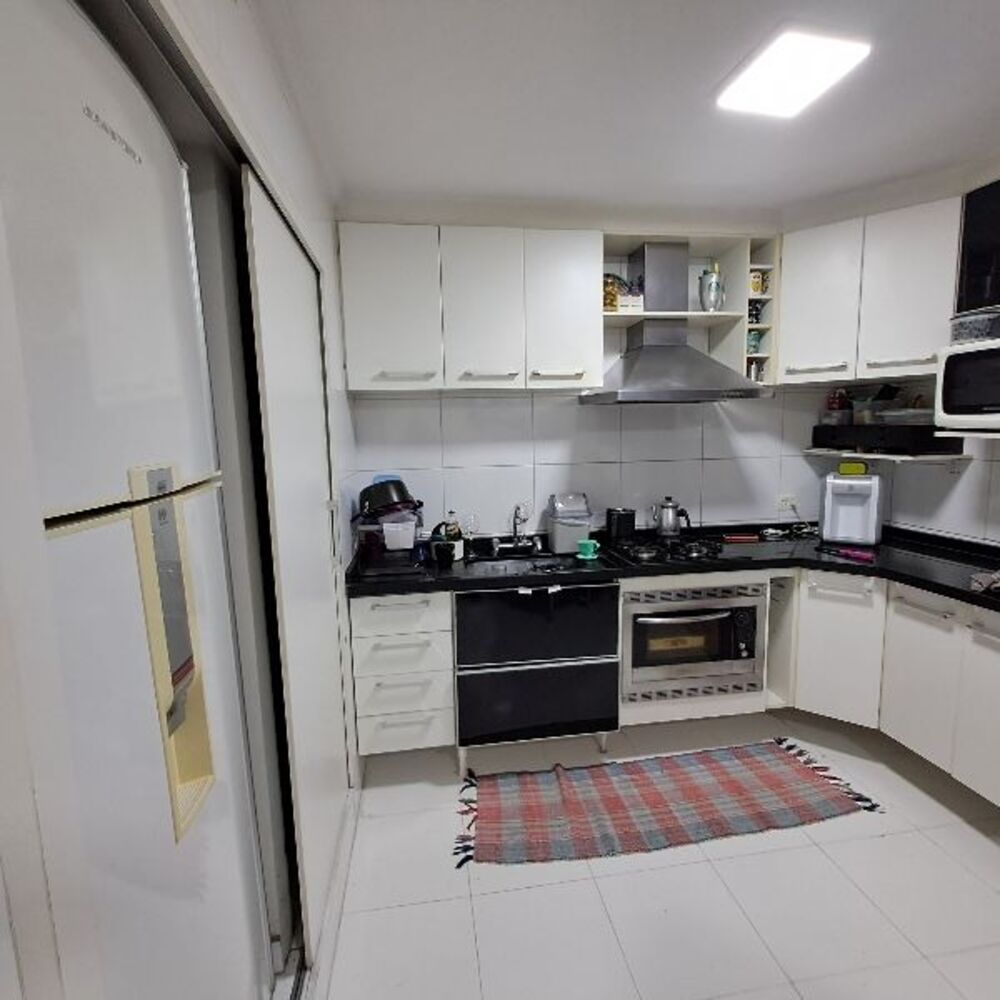 Casa à venda com 3 quartos, 140m² - Foto 3