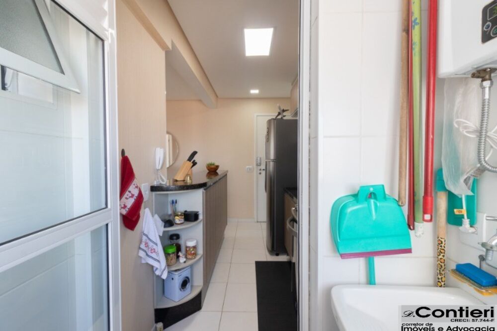 Apartamento à venda com 2 quartos, 63m² - Foto 13