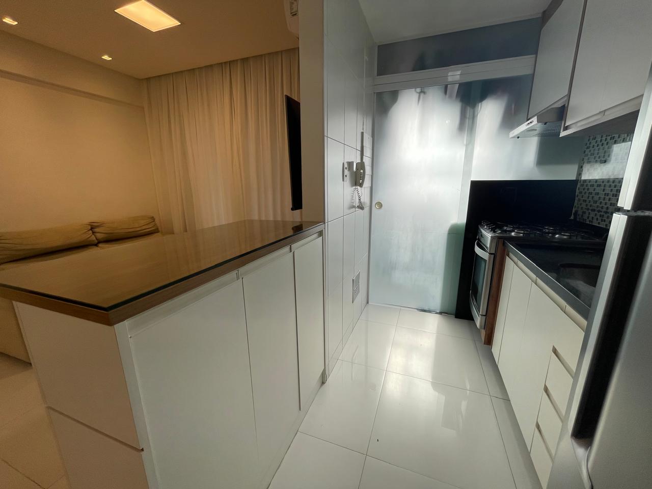 Apartamento à venda com 2 quartos, 60m² - Foto 7