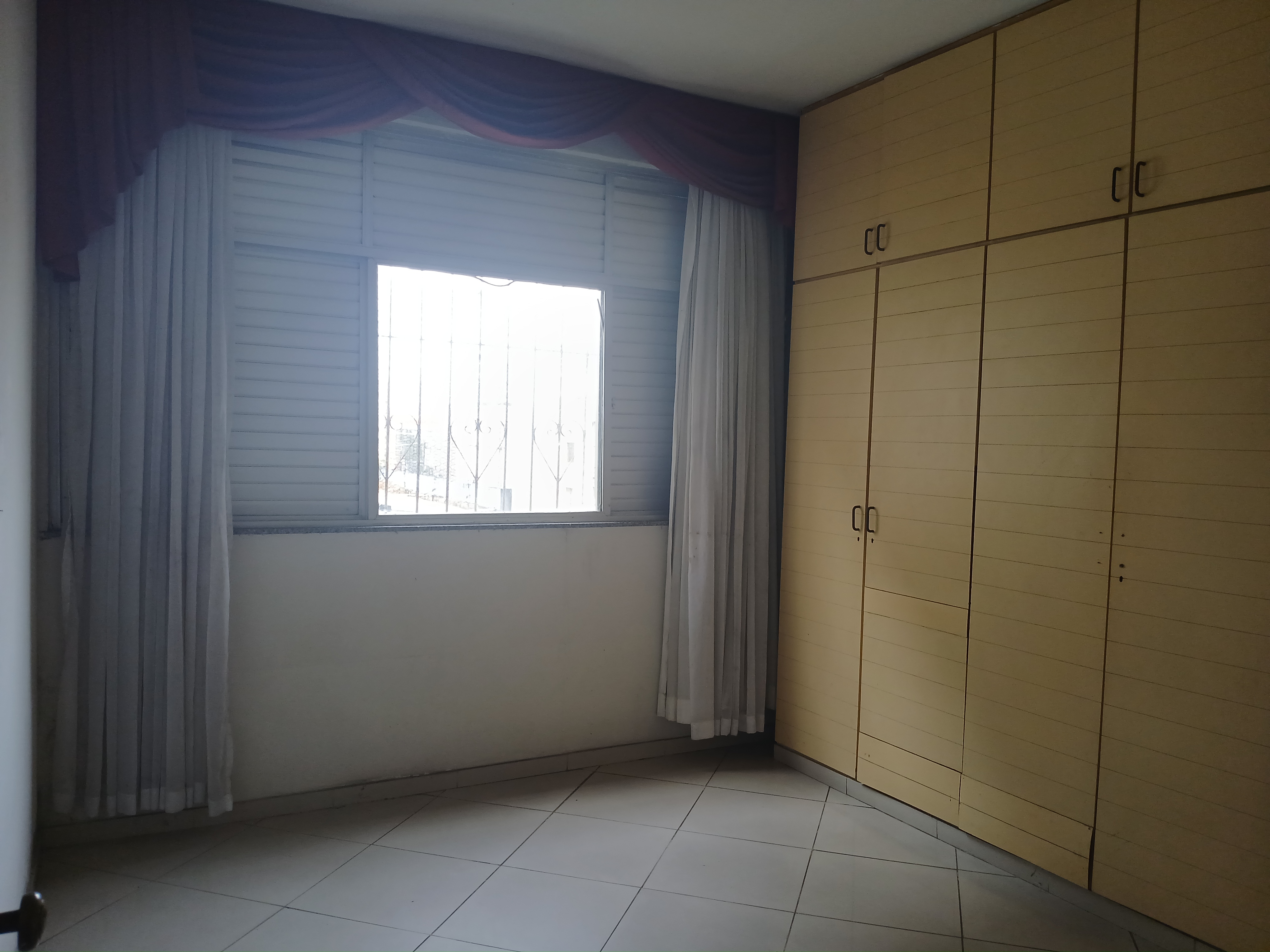 Apartamento à venda com 4 quartos, 200m² - Foto 7