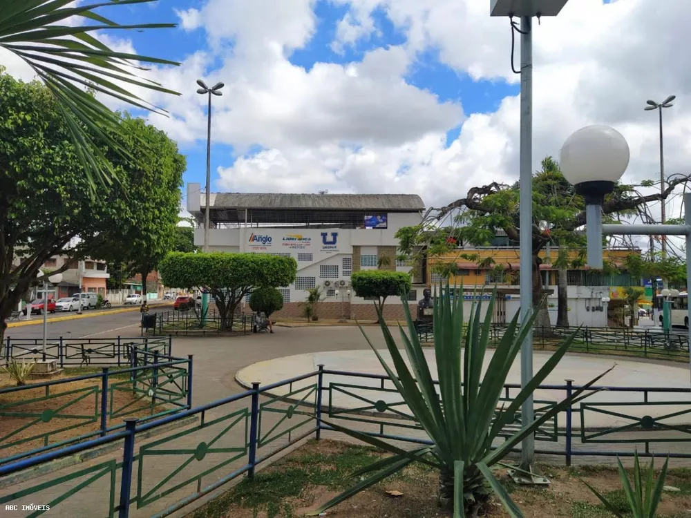 Prédio Inteiro para alugar com 1 quarto, 600m² - Foto 4