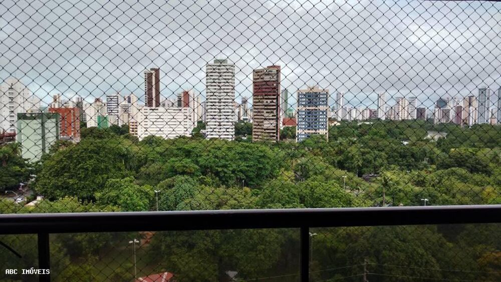 Apartamento à venda com 4 quartos, 330m² - Foto 2
