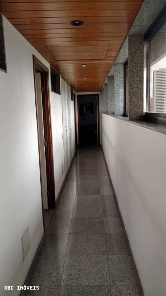 Apartamento à venda com 4 quartos, 330m² - Foto 4