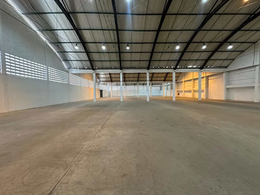 Depósito-Galpão, 2400 m² - Foto 16