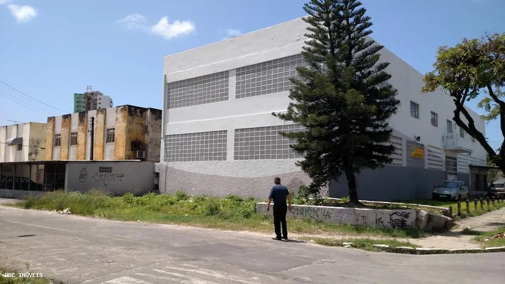 Depósito-Galpão, 1100 m² - Foto 1
