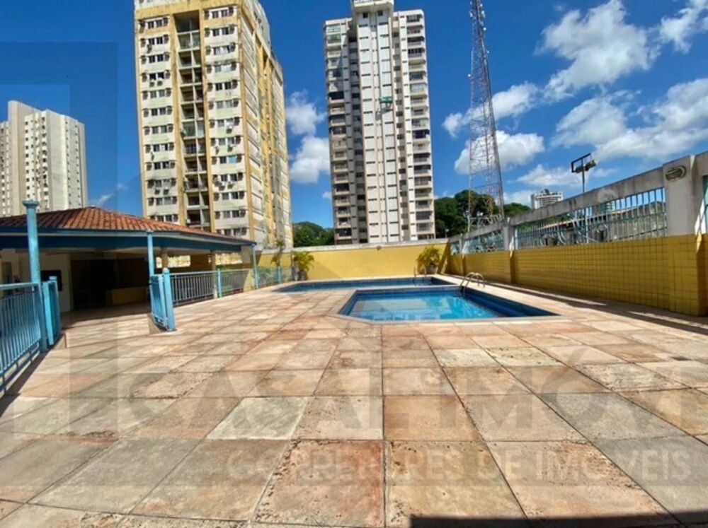 Cobertura à venda com 4 quartos, 650m² - Foto 1