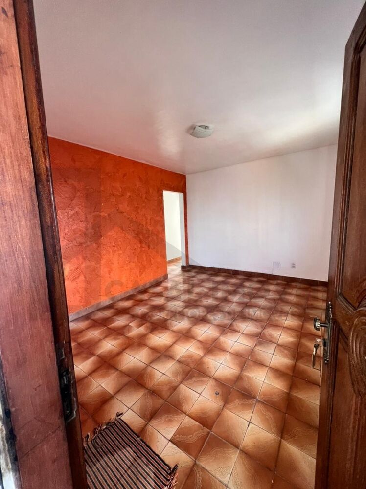 Apartamento para alugar com 2 quartos, 70m² - Foto 4